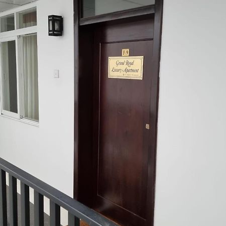 The Grand Royal Luxury Apartment Nuwara Eliya Exterior foto